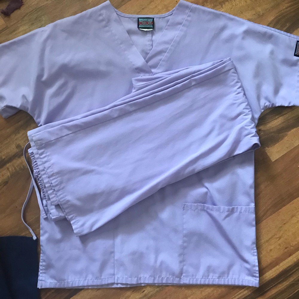 Cherokee scrub set.